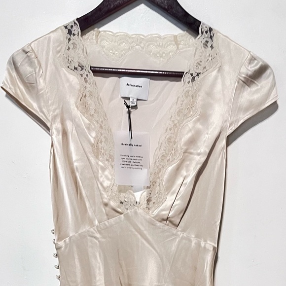 **SOLD** **SOLD** NEW NWT Reformation FlorenceSilk Dress - Picture 3 of 6